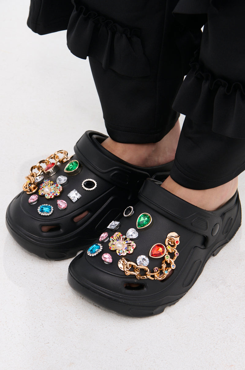 AZALEA WANG EVERETT BLACK MULTI STONE GOLD CHAIN FLAT