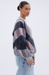 INTO THE WILD DEEP V SWEATSHIRT