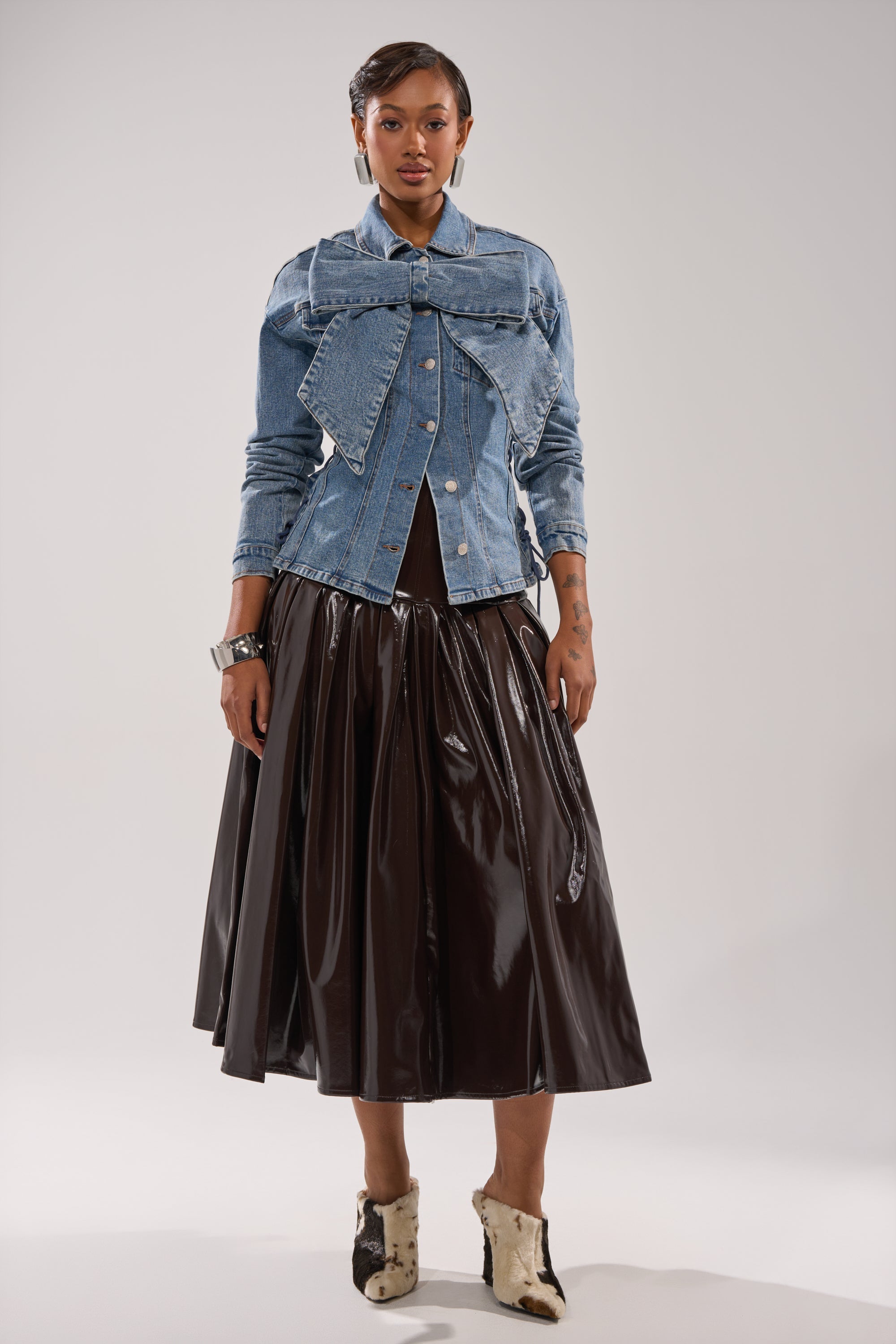 DAY BREAK BUTTON DOWN BLOUSE